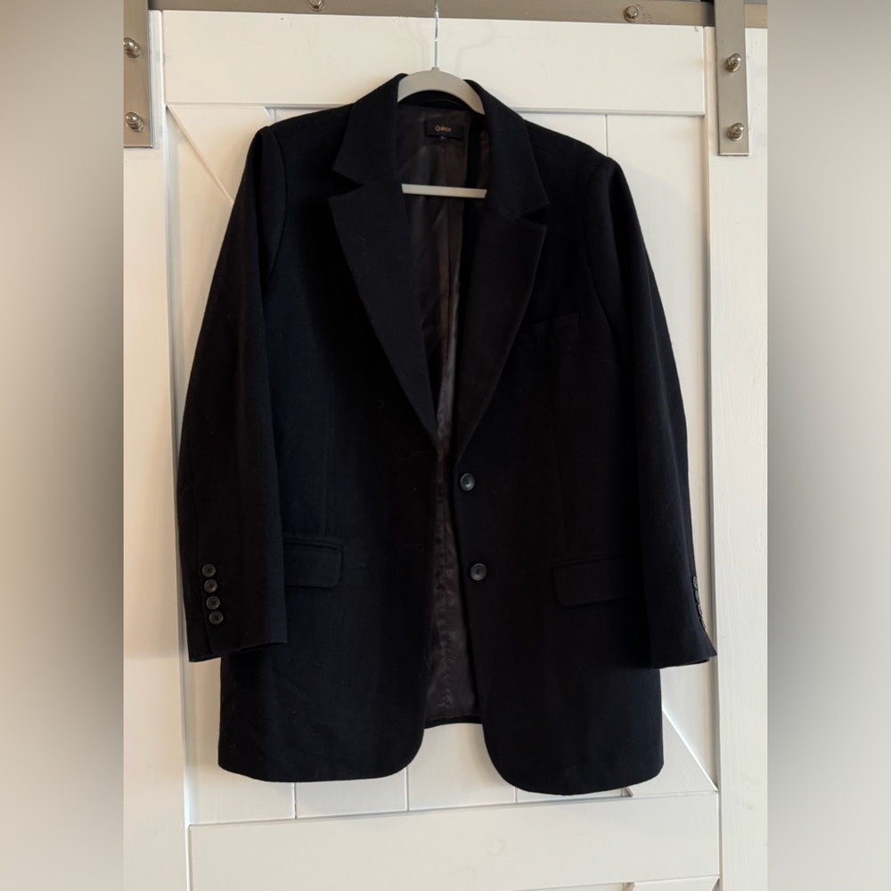 Quince Black Jacket - Picture 2 of 8
